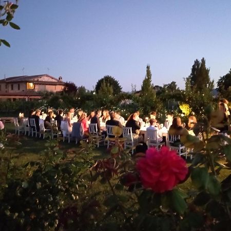 Il Fienile Di Assisi Βίλα Εξωτερικό φωτογραφία